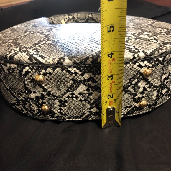 Isabelle PETA approved Vegan -NWT - Picture 6 of 16